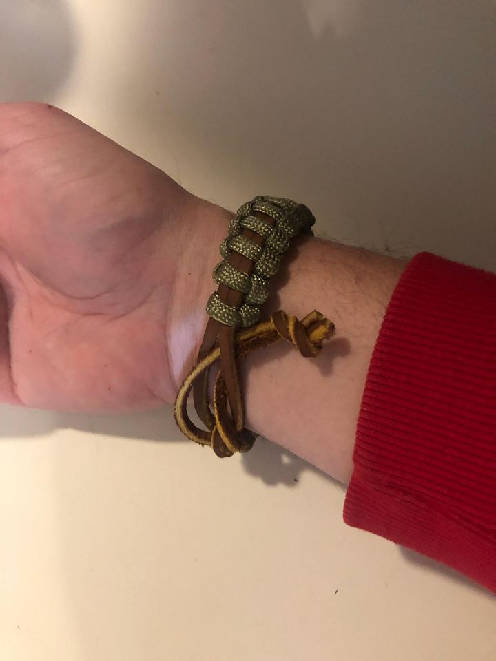 Leather Paracord Bracelet product image (5)