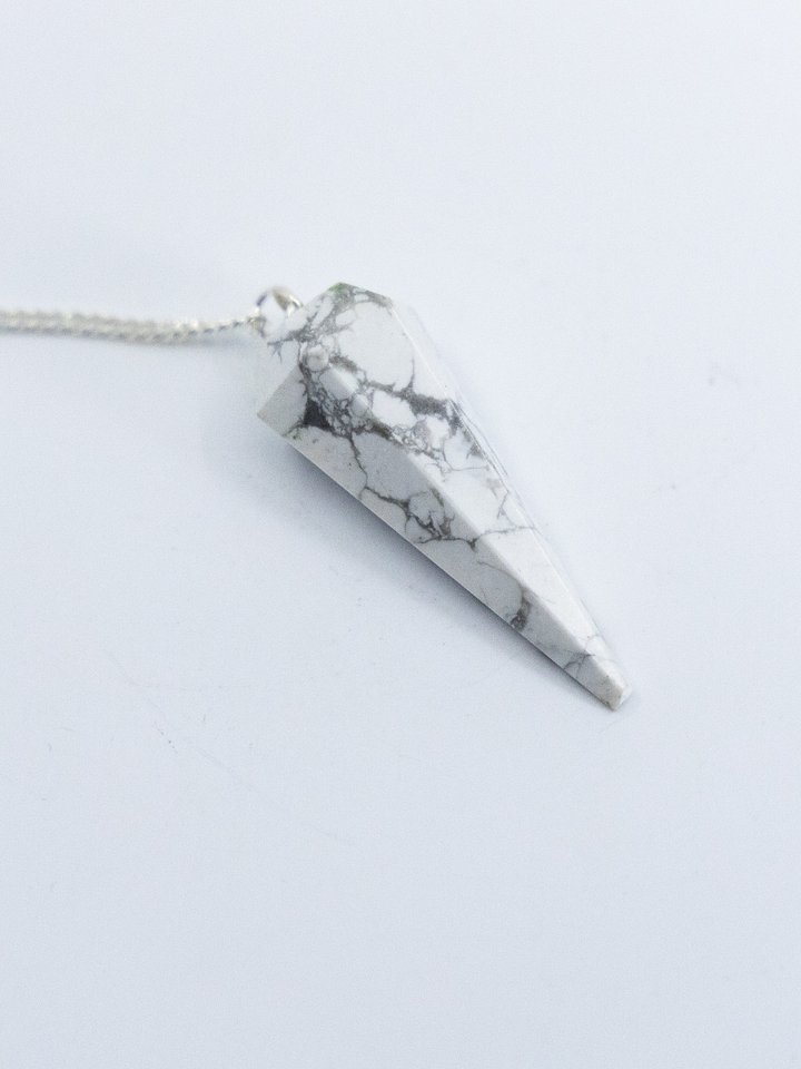 Howlite Crystal Pendulums product image (1)