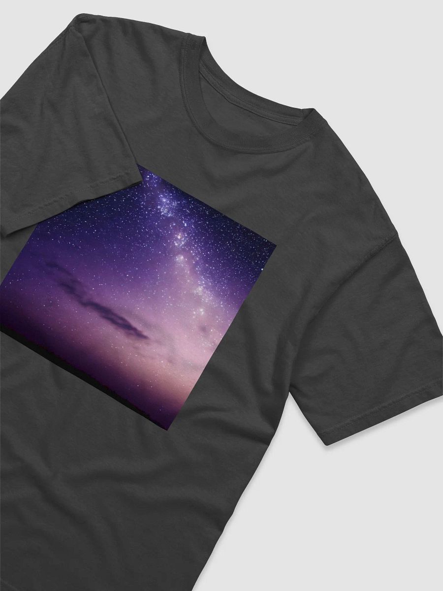 Embrace the Wild: Wildlife Silhouette T-Shirt in Ultra-Soft Cotton product image (3)