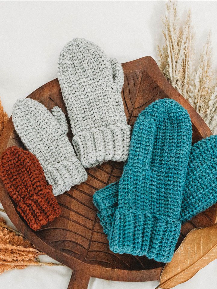 How to Crochet Mittens - Knit Purl look (9 Sizes) product image (2)