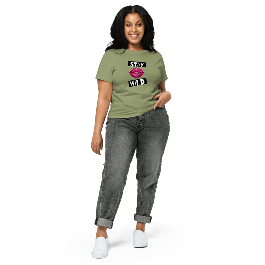 Glitter Lips High-Waisted Tee product image (49)