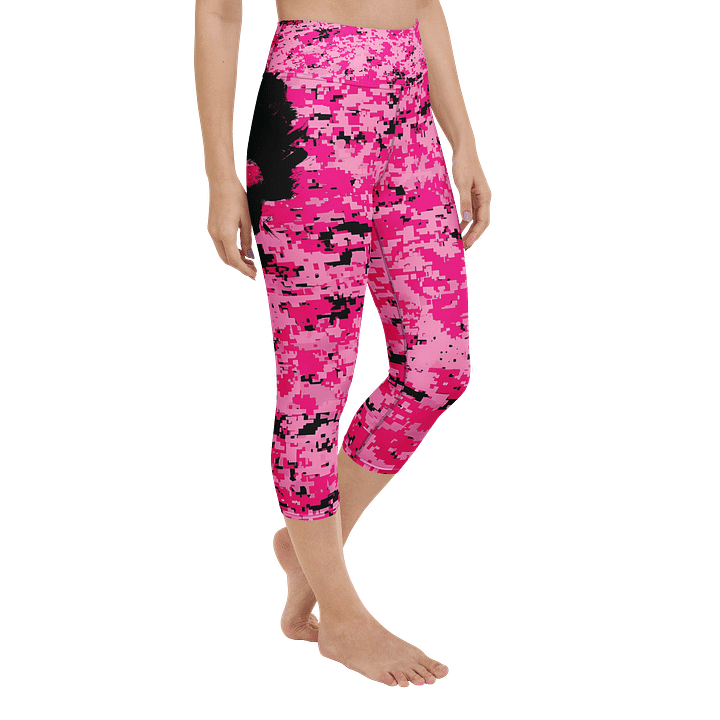 90s Iconic All-Over Print Yoga Capri Leggings product image (2)