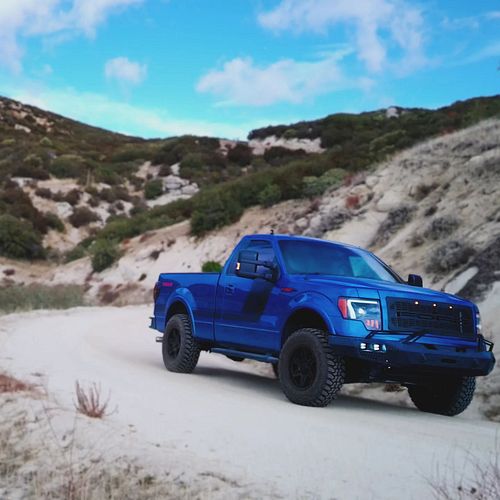 Seek the road less traveled and embrace the journey!

🌄

@travelstar_tires 

#fordtremor #offroad #travelstartires #Travelsta...