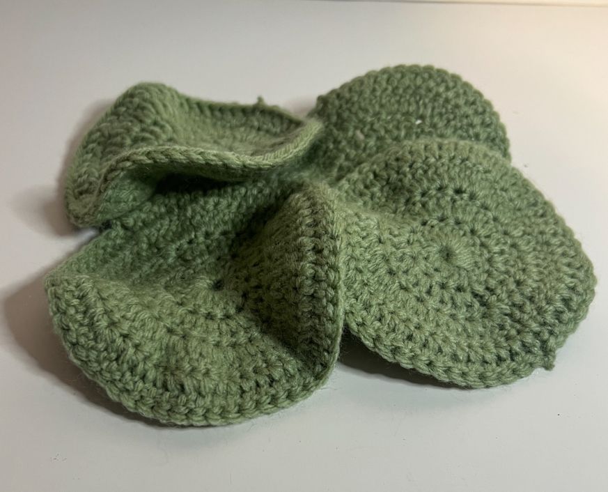 Green crochet coasters 4 pack product image (1)