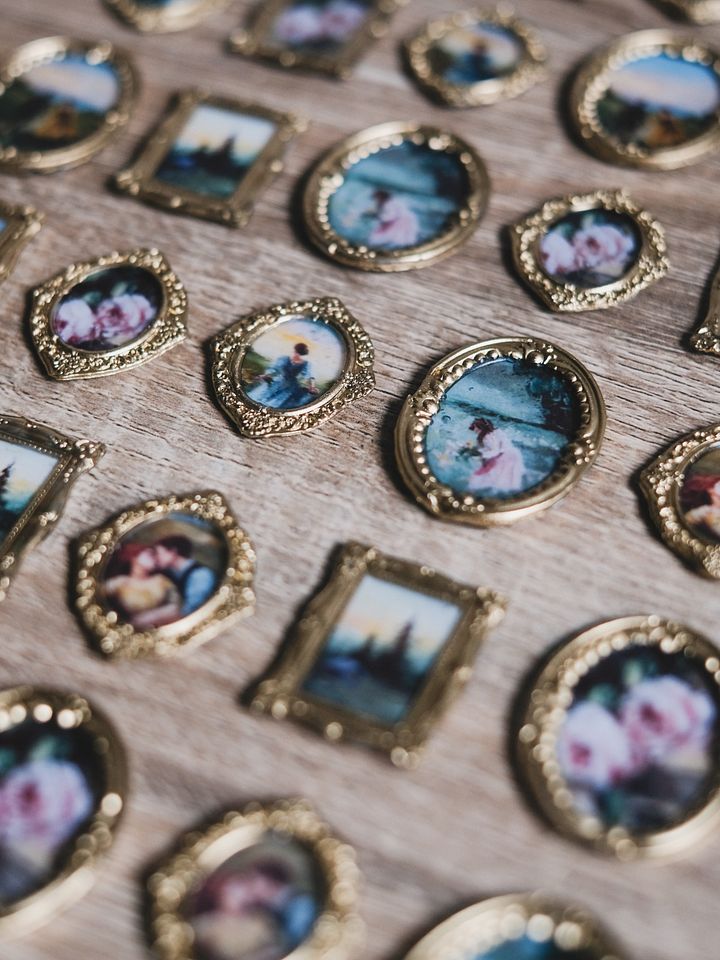 PREORDER Handmade Magnets Love Story- Pack of 4 product image (2)