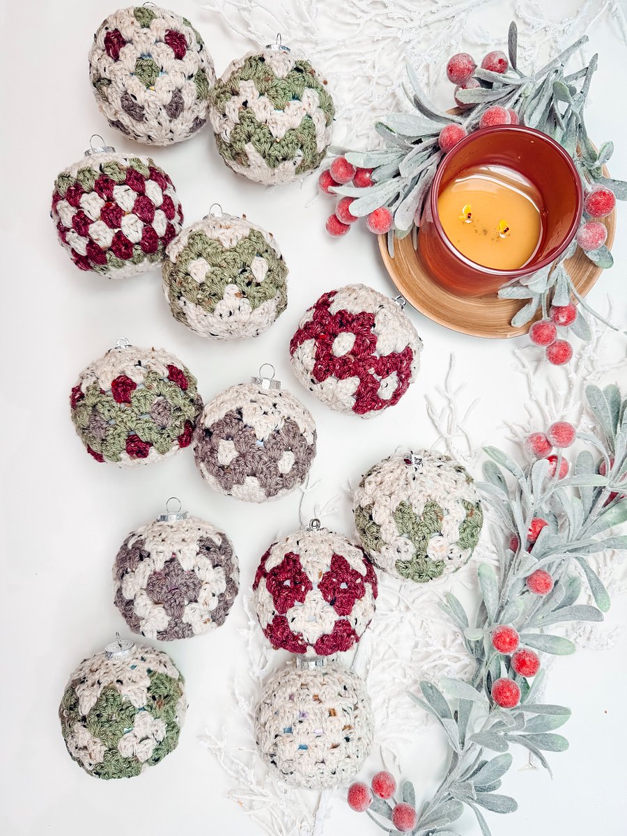 Granny All the Way Ornament Collection Crochet Pattern product image (1)