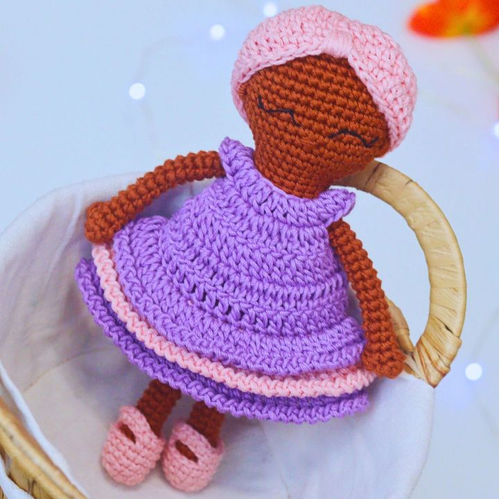 Crocheted doll, ideal for children to dress and undress; all her accessories are removable product image (1)
