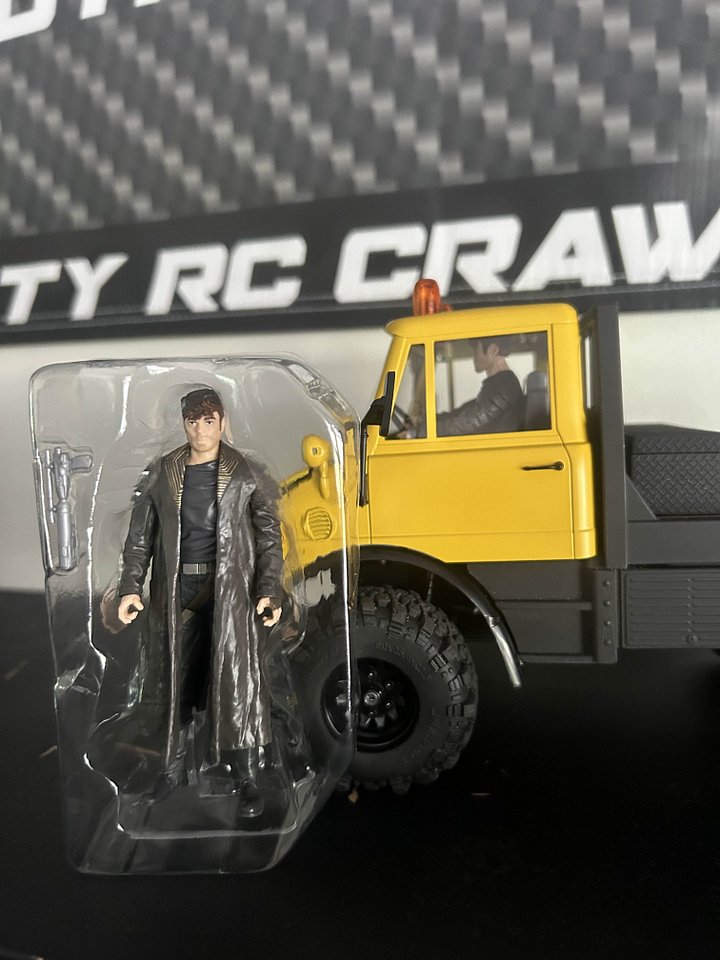 MALE DRIVER product image (1)