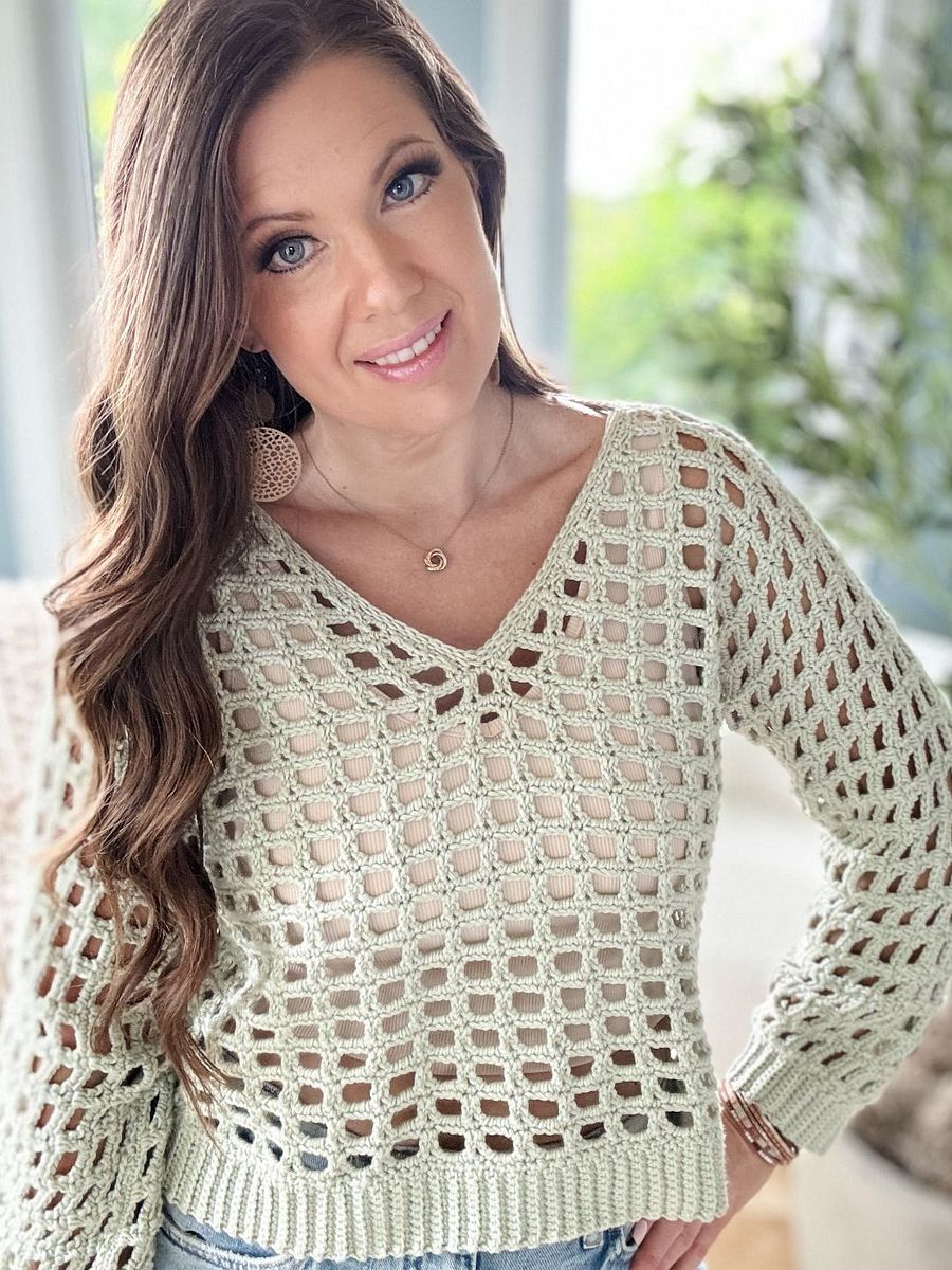 Peek-A-Boo V Neck Crochet Pattern product image (6)