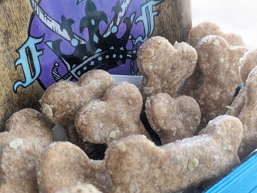 Cinna-Pup Crunch Treats product image (4)