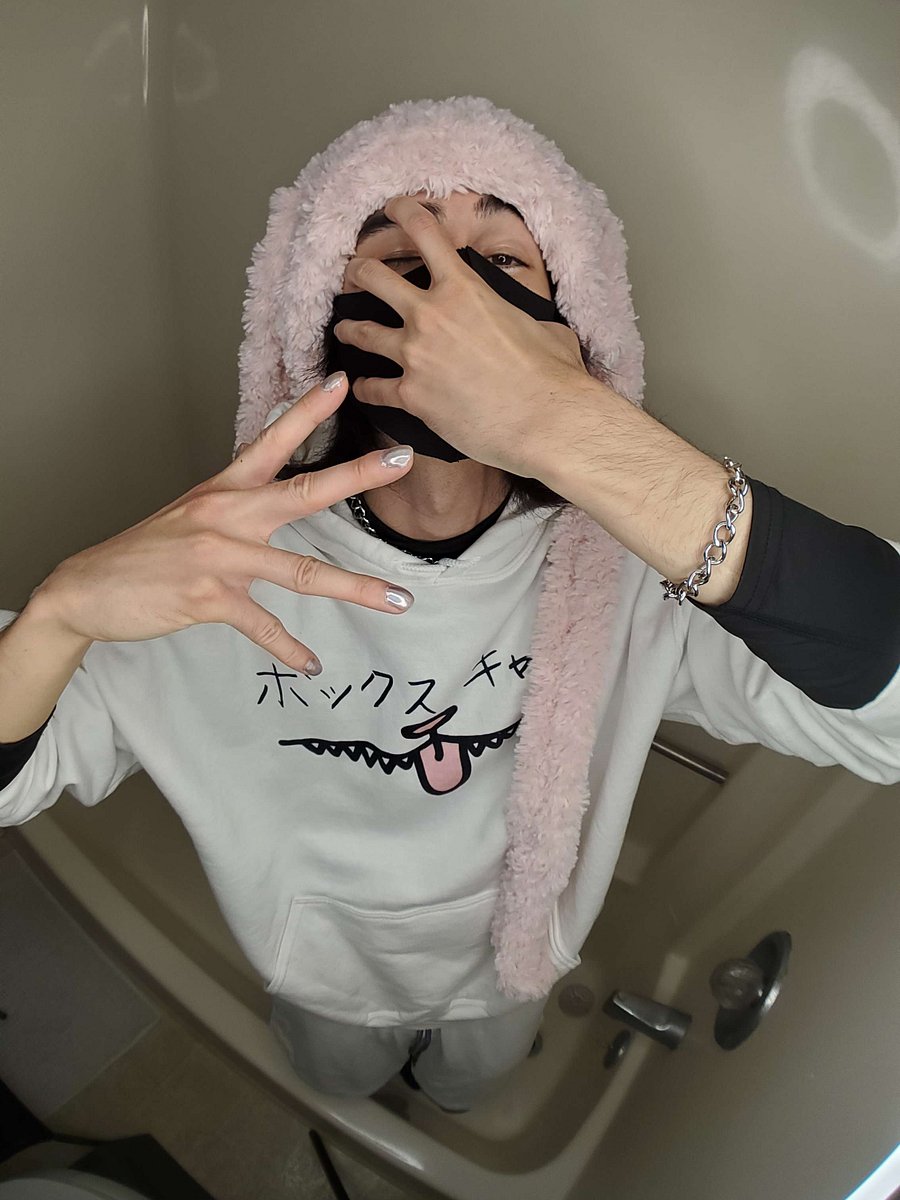 白 Shiroki Hollow Yakuza Boxcat Classic Hoodie // Drop 001 product image (1)