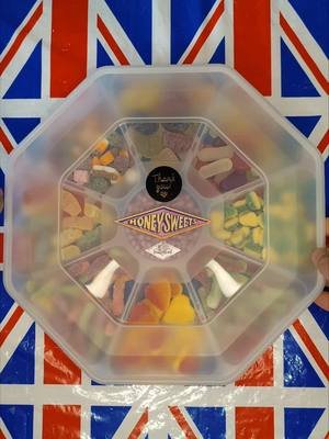 Plateau fruité Gourmandises Anglaises #bonbon #fruit #confiserie #plateau #fillingplatterwithsweets 