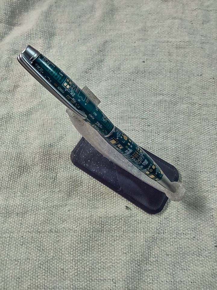 Blue Circuitry Groove Line Pen with Satin Chrome Accents - RBGLCIR001 product image (1)