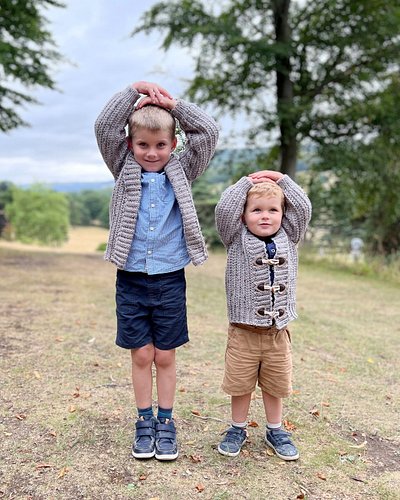 Comment WTC to get the details for this classic kids’ cardigan! The Wetherby Child Cardigan features easy construction, comes...
