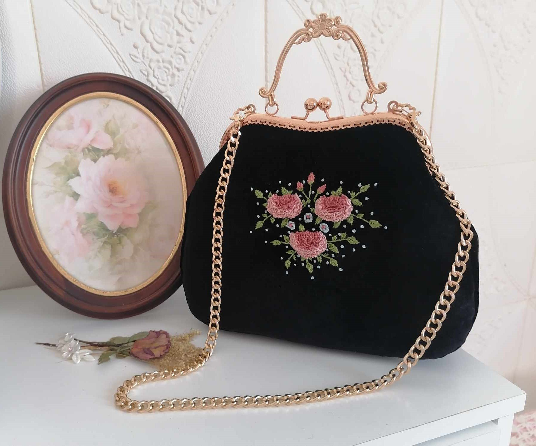 Velvet with pink roses Handbag product image (1)
