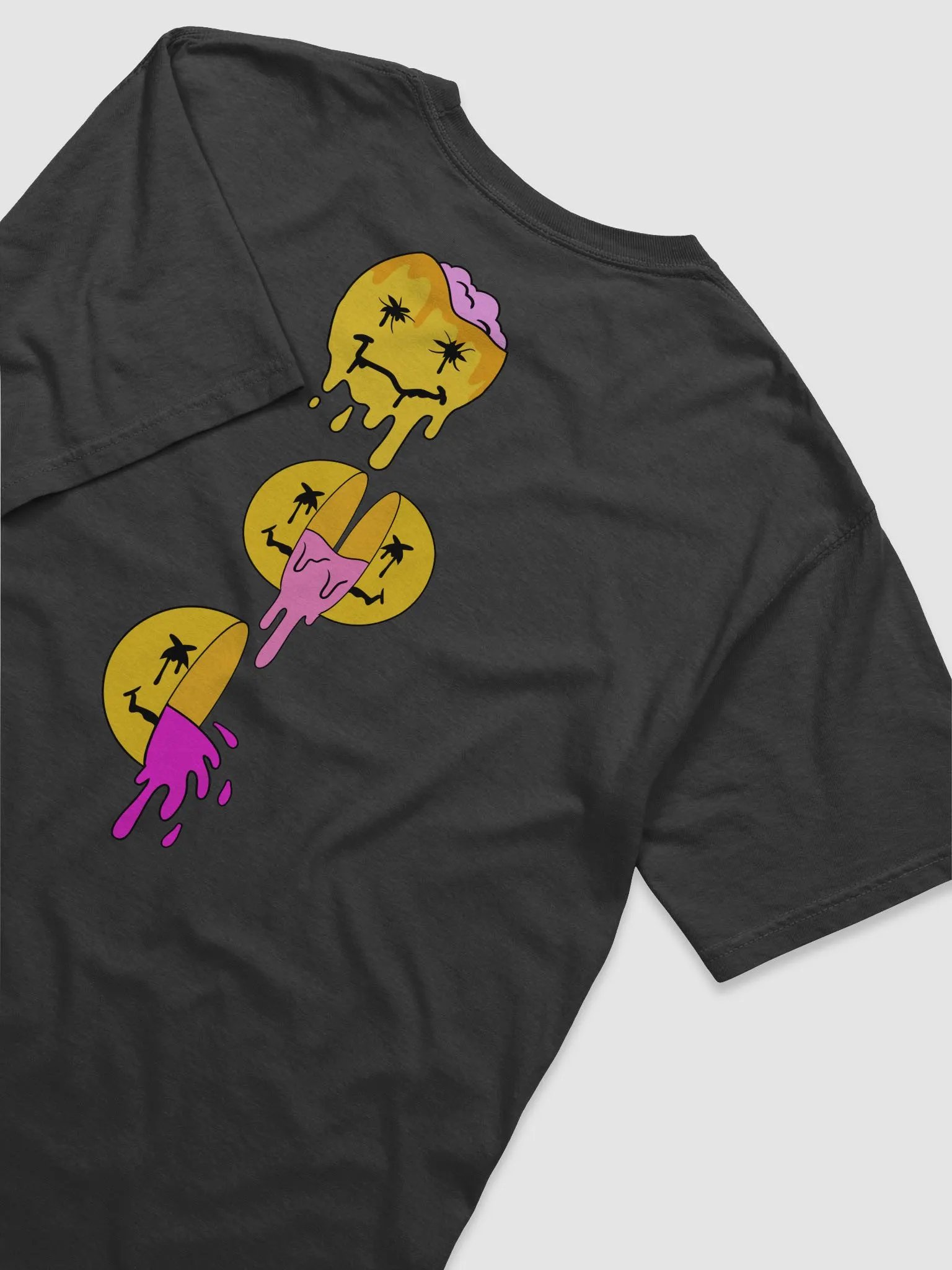 SMILE TEE product image (4)