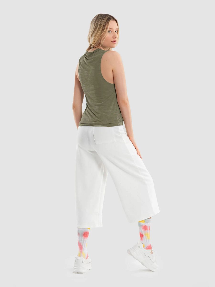 Dapper Squirrel in Top Hat Tank product image (6)