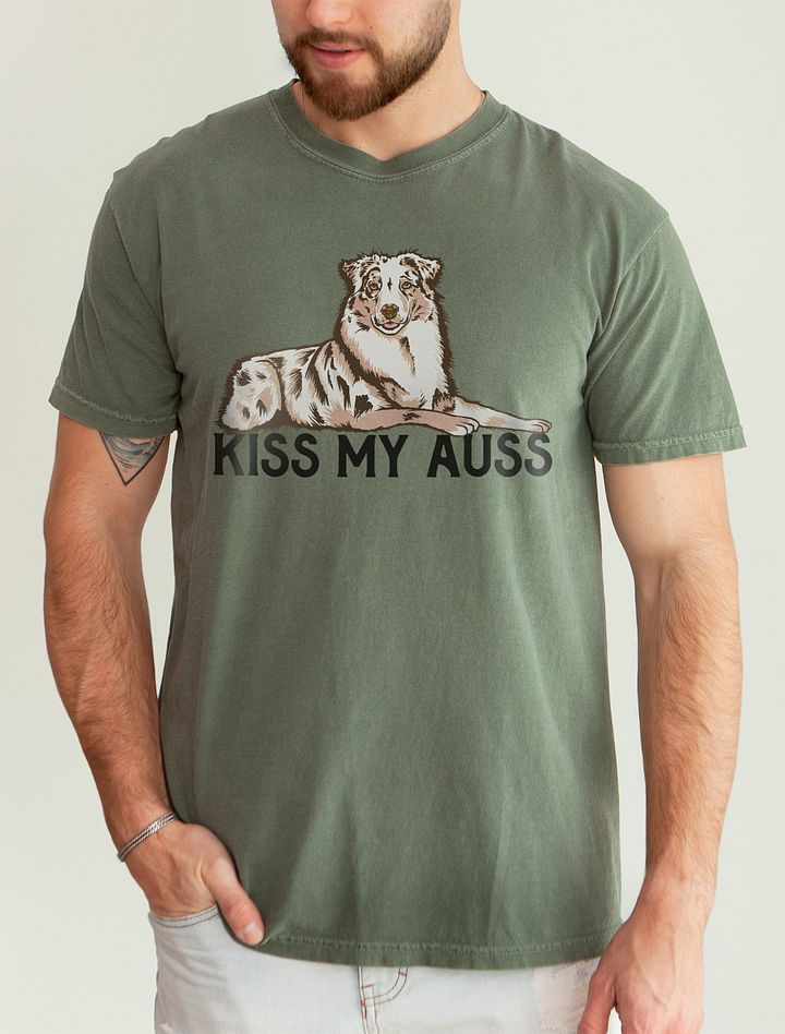 Kiss My Auss | T-Shirt for Australian Shepherd (Red Merle) Dog Owners product image (20)