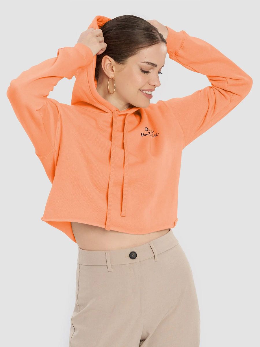 Nunu Christmas Crop - Black product image (11)