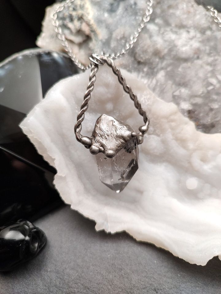 Sorcery Talisman - Echo Prism Quartz product image (1)