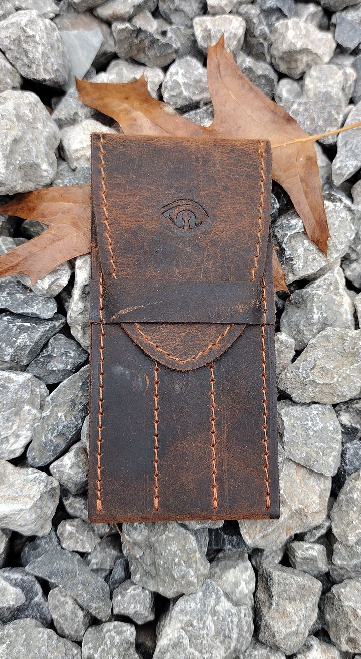 Mini leather pick case product image (1)