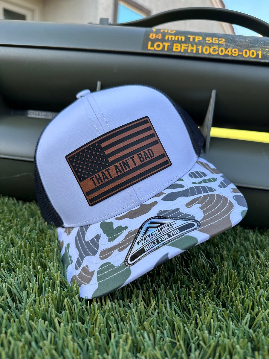 Duck Bill White and Black Hat product image (1)