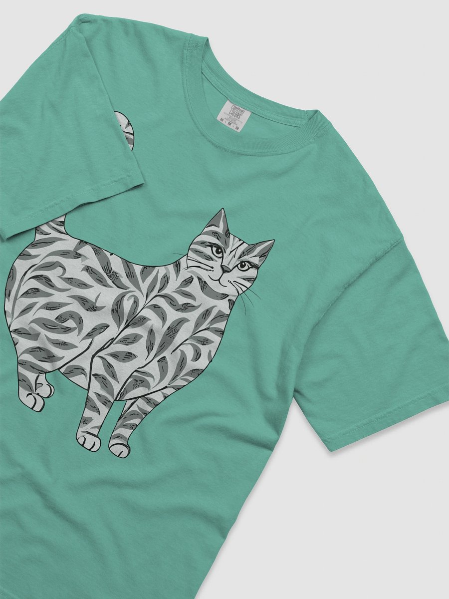 Leafy Feline Comfort Tee product image (1)
