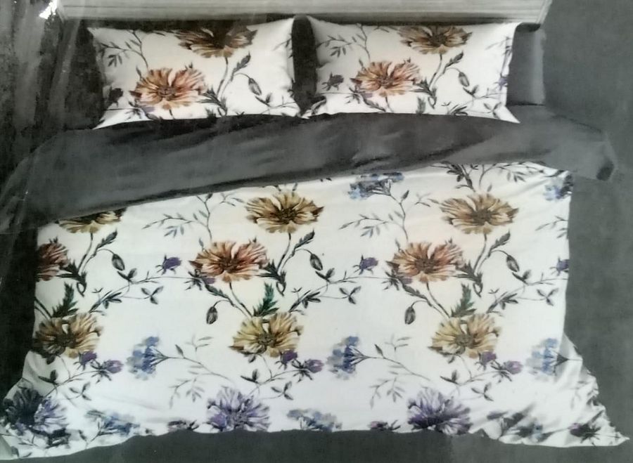Bed Sheet product image (1)