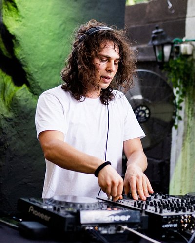 House music for life 

Party: @artclub_tlv
Photos: @andrew.semko
