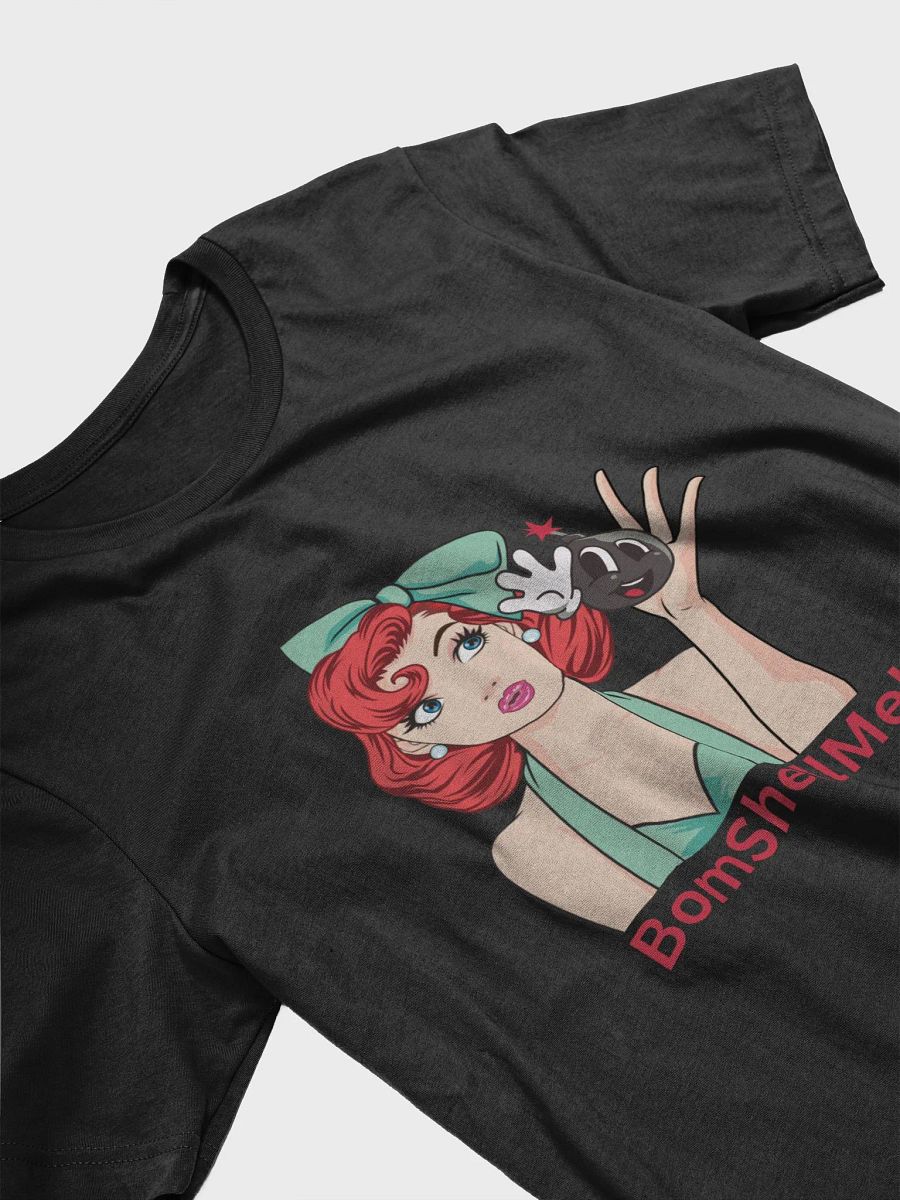 Retro Bombshell Graphic Tee product image (3)