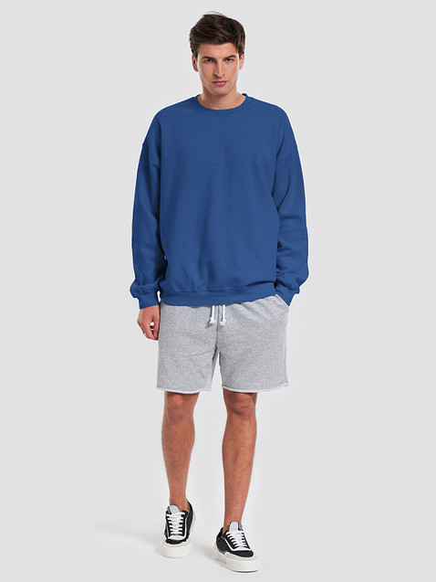 Photo showing Gildan Classic Crewneck Sweatshirt