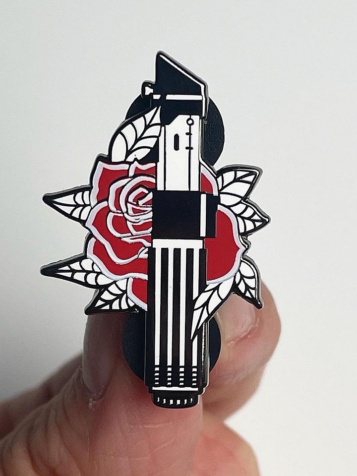 Vader Saber - Pin product image (1)