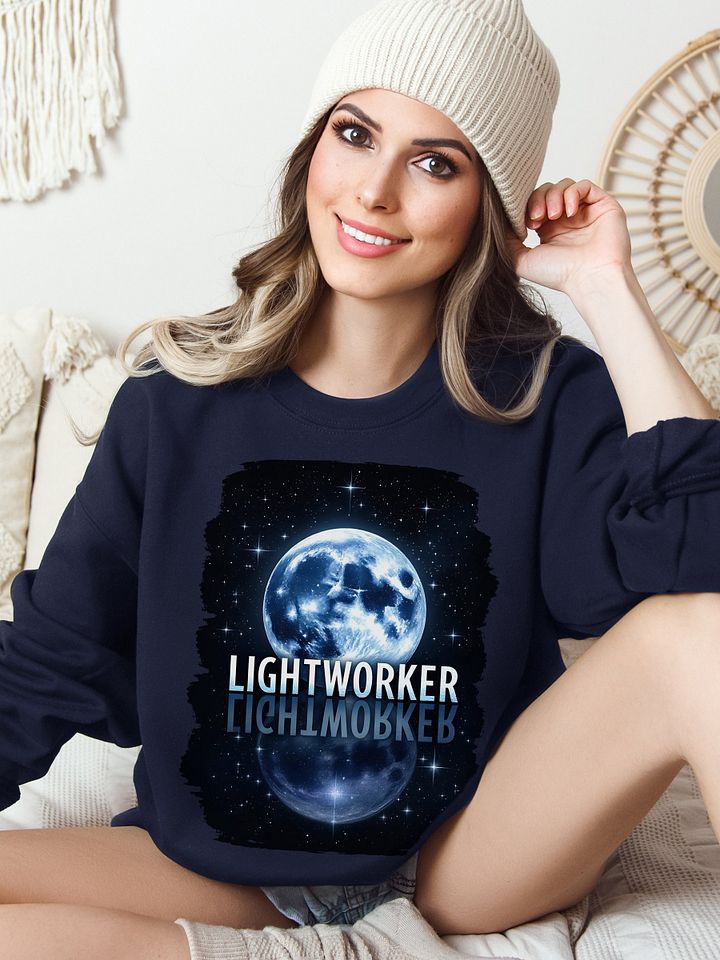 Lightworker design, 4AM Club Sweatshirt, Blululu Dreaming Woman product image (6)