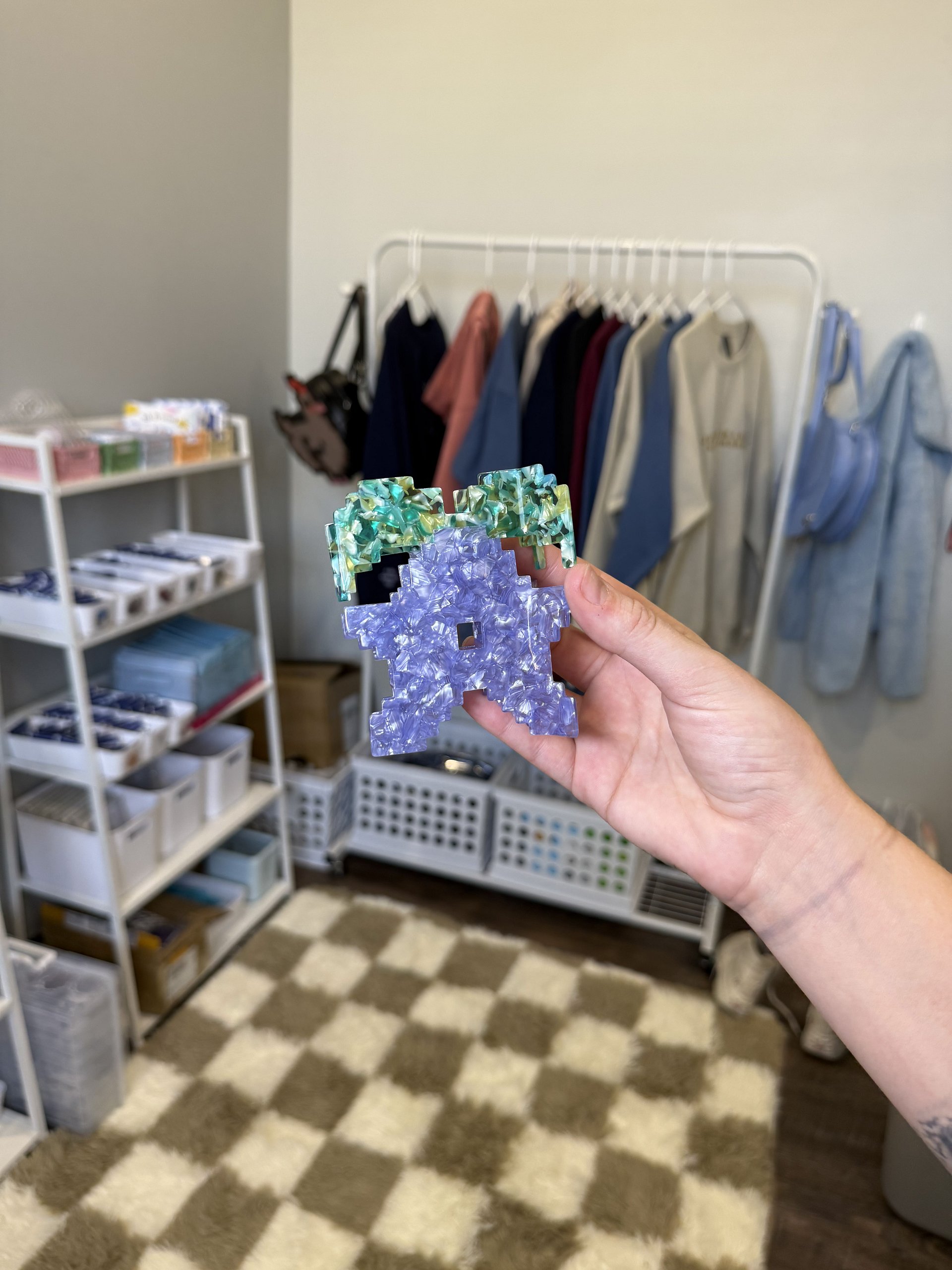 STARDROP HAIR CLAW product image (1)