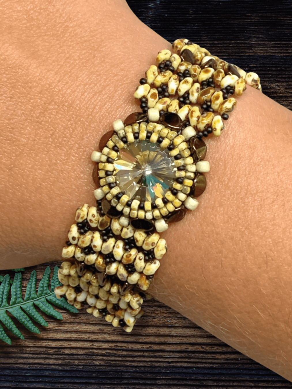 Spellbound Crystal Bracelet - Bronze product image (5)