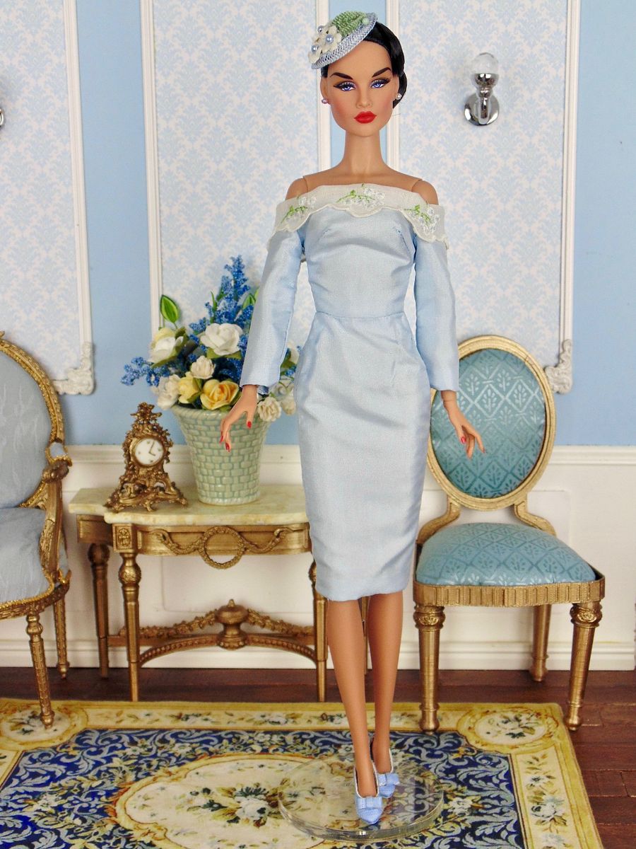 Daphne sewing pattern for 12" fashion dolls product image (4)
