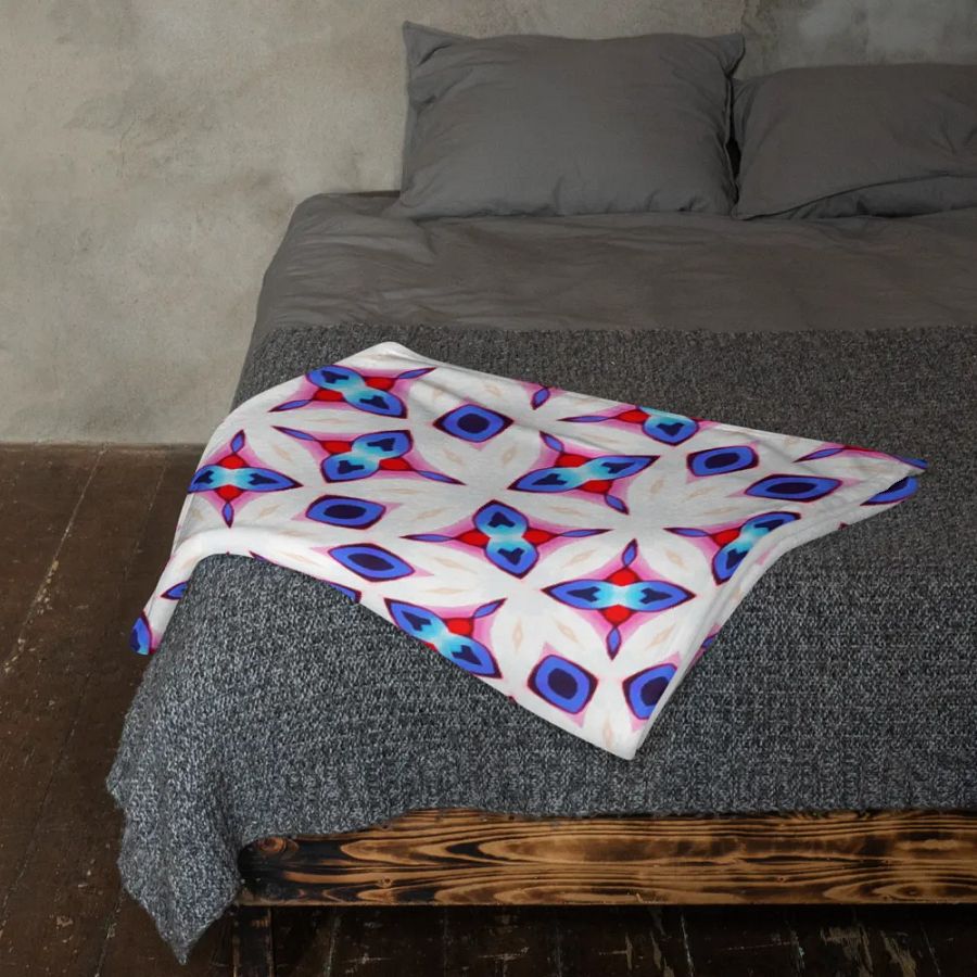 White, Blue & Red Seamless Diamond Patterned Throw Blanket product image (11)