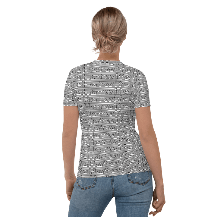 Hotwife Magic 3D illusion print fitted shirt product image (1)