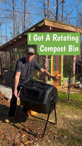 I got a rotating compost bin for Christmas, I’ll keep you guys updated!😁

#gardening #compost #homestead #growyourown #free #...