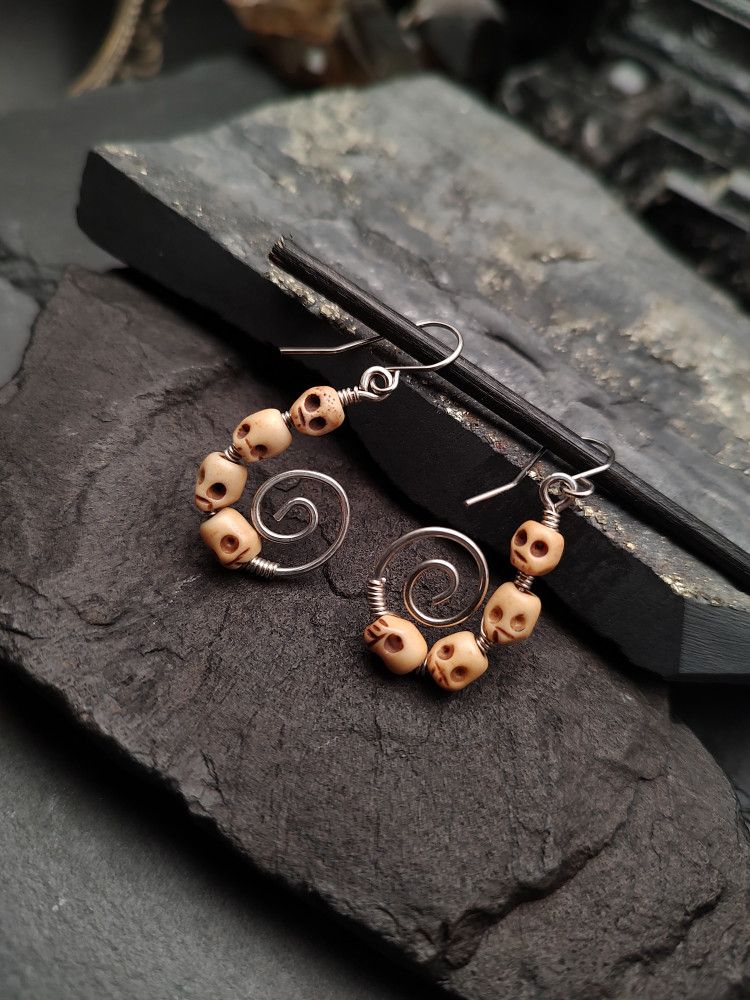 Earrings Bone Vault - Spiral Skulls Mini product image (1)