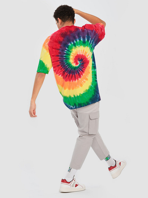 Photo showing Shaka Wear Oversized Tie-Dye T-Shirt