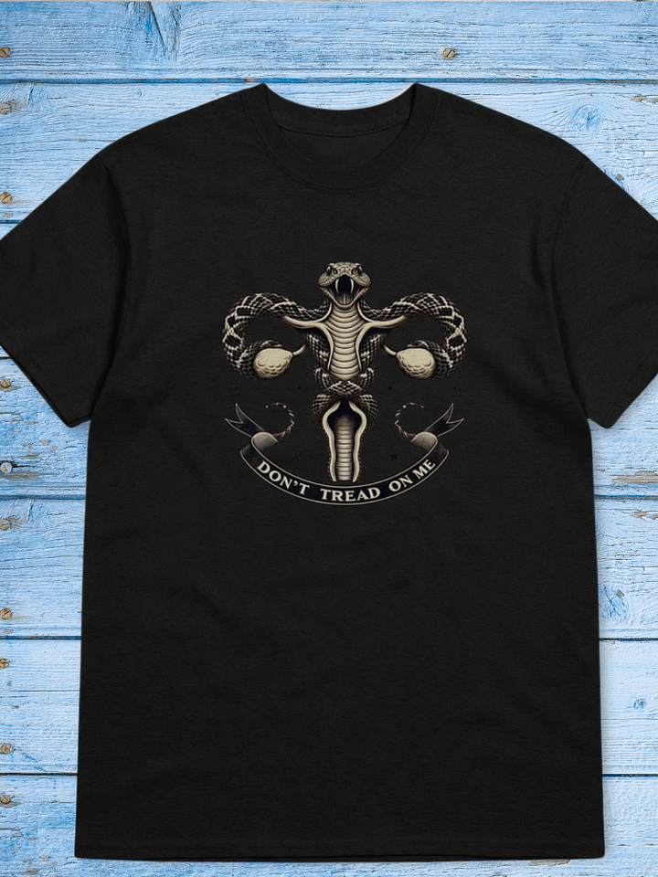 Don’t Tread on Me Snake Tshirt product image (1)