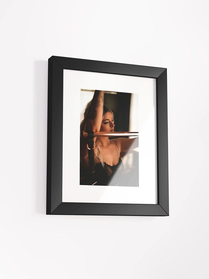 QueenQ Poster 3 product image (14)