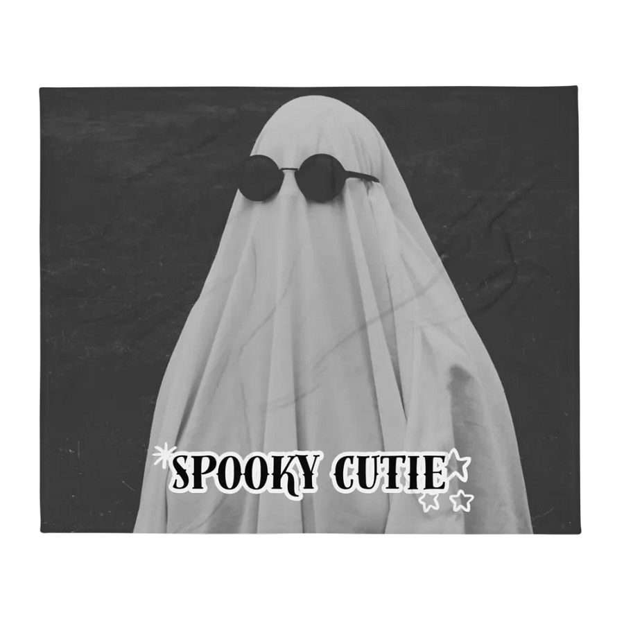 Spooky Cutie Throw Blanket product image (5)