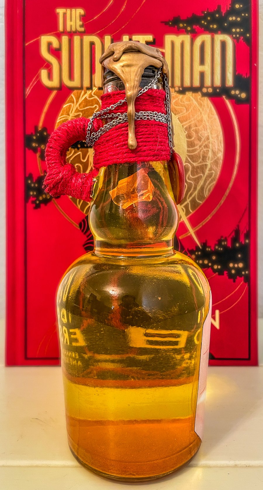Sunlit product image (4)