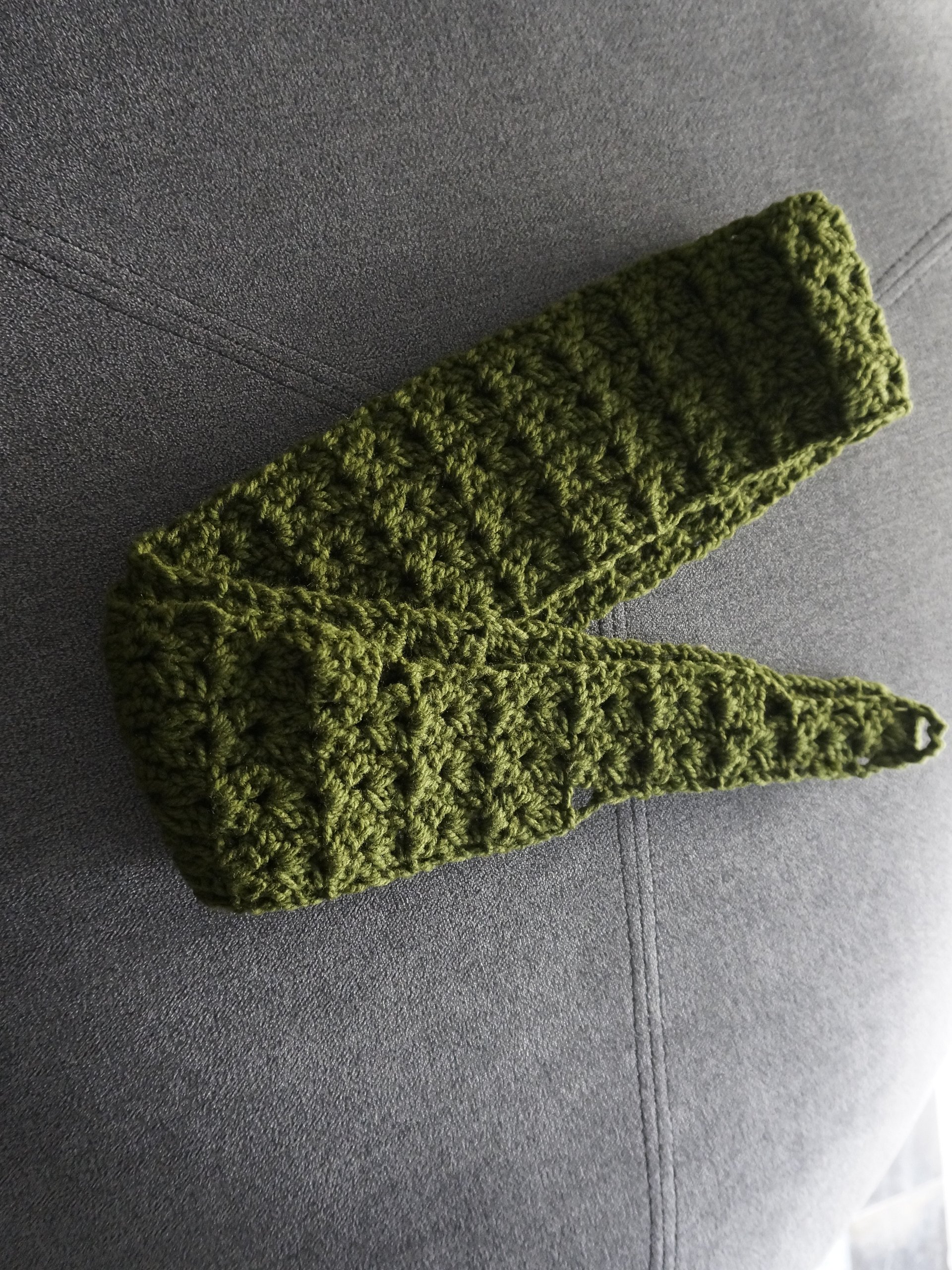Cluster V stitch thin scarf product image (2)