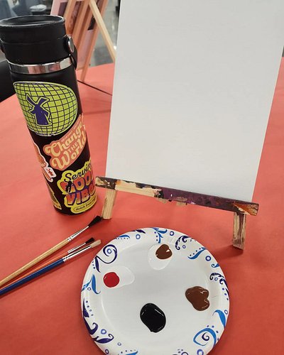 Valentine's Paint Night with the Family #painting #art #acrlicpaint #familynight