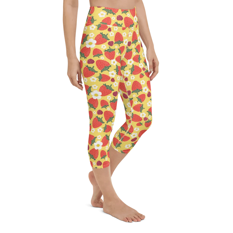 Strawberry Fields Yoga Capri Leggings product image (9)