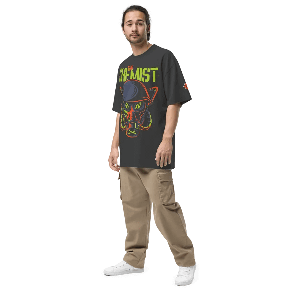 Oversized THE CHEMIST Tee product image (4)