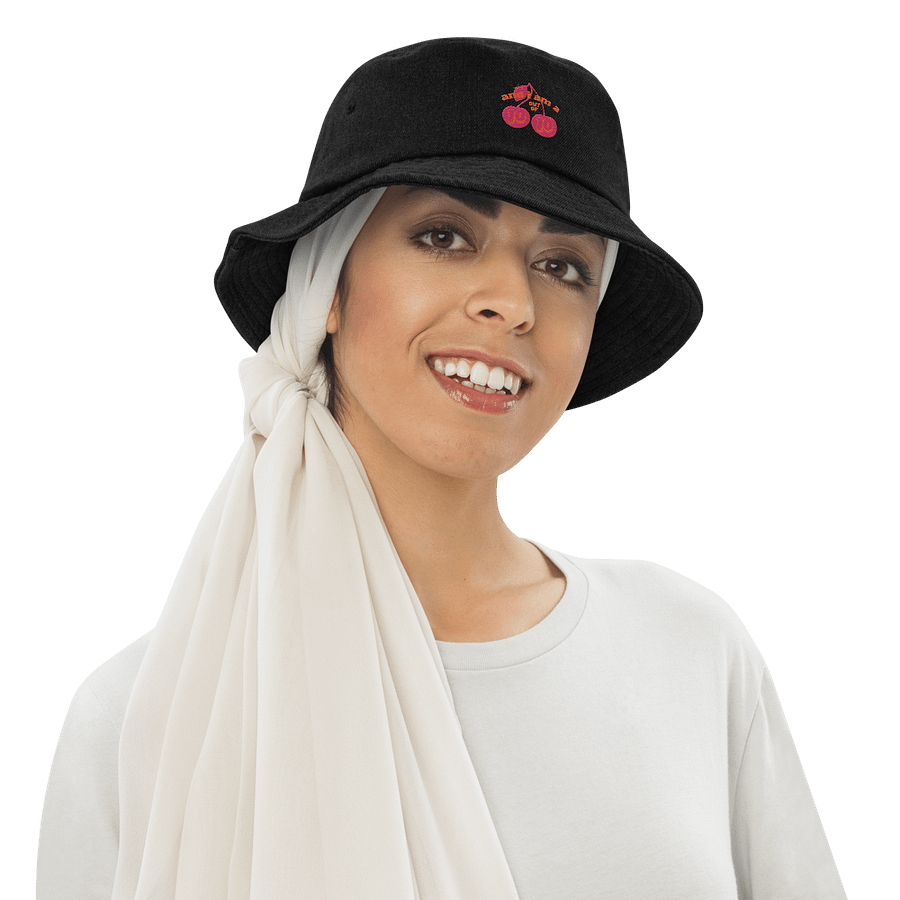 And I am a 10 out of 10 Bucket Hat product image (9)